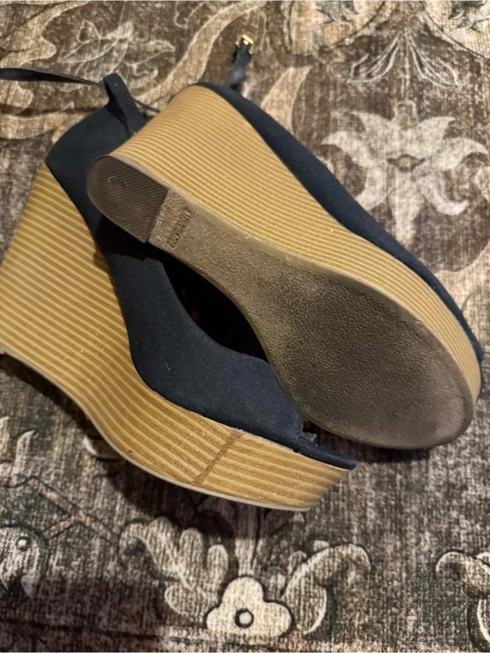 Report Black Peep-Toe Wedge Heels with Ankle Tie
